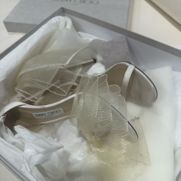 Jimmy Choo White Heeled Sandals with Bow - Picture 5 of 12